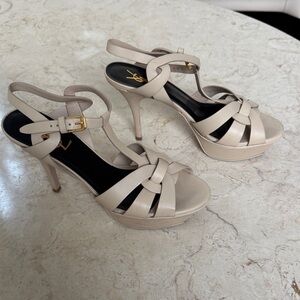 YSL Tribute Leather Sandals – nude beige – Size 38 EU , 7.5-8 US